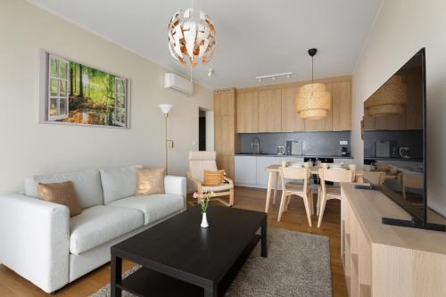 Kudowa Zdroj Apartment | Guest Rated 10/10: Miodowy Penthouse with Balcony