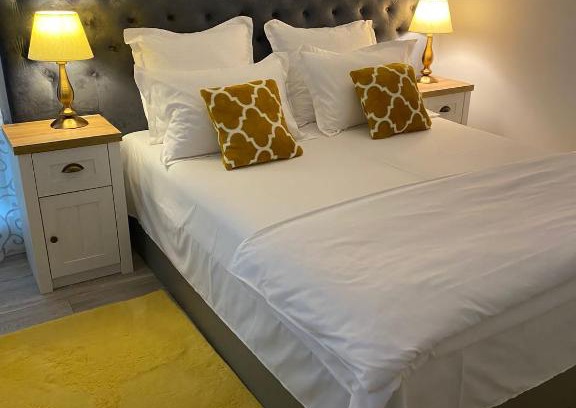 Mamaia-Sat Apartment | Top-Rated Oceanfront Stay at Apartament Miramar Residence