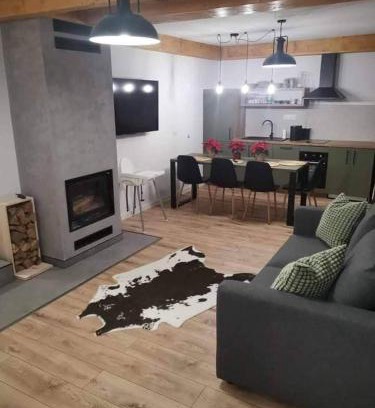Brzegi Bed & Breakfast | Ideal Stay at Apartament NA PIĘTERKU with Hot Tub Access