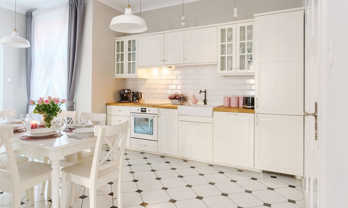 Gorzow Wielkopolski Apartment | Family-Friendly Stay at Apartament Nowe Miasto - Park Róż