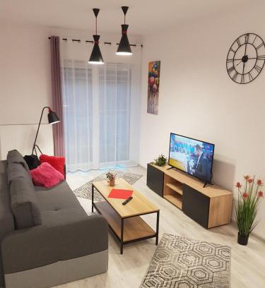 Bielsko-Biala Apartment | Modern Comfort at Kustronia - Guest Rated 9.8/10!