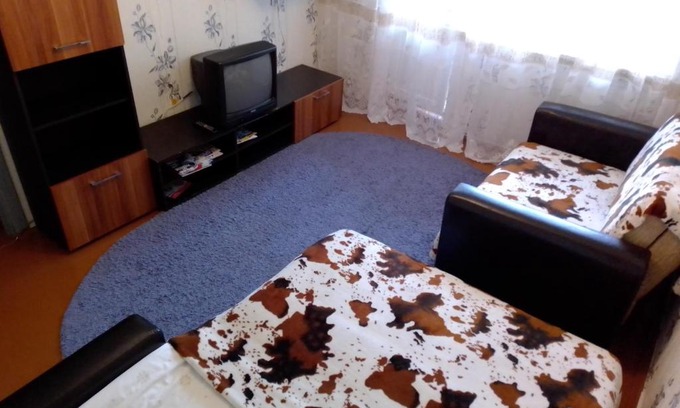 Brest Region Apartment | Budget-Friendly Retreat: Apartment on Fedotova 28