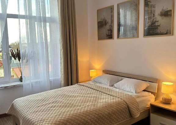 Tomaszow Mazowiecki Apartment | Discover Apartament Piaskowy Kołłątaja - Rated 9.1/10