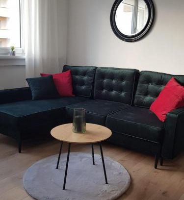 Klodzko Miasto Apartment | Family-Focused Retreat: Apartament Rodzinny with 9.6 Rating