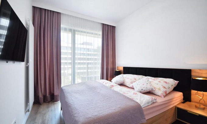 Trzebiatow Apartment | Oceanfront Apartament Rogowo 117L - Guest Rated 10/10