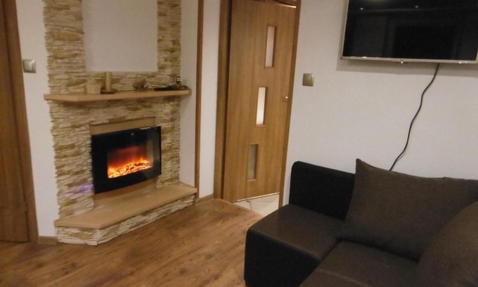 Ludzmierz Apartment | Kid-Friendly Retreat at Apartament U Janusza - Highly Rated