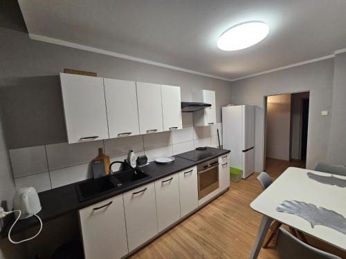 Kalisz Apartment | Elegant Apartment in Kalisz Center - Guest Rated 9.4/10