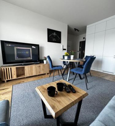 Boleslawiec Apartment | Top-Rated Apartment with Terrace for Family Comfort