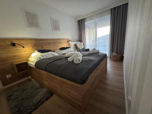Krynica-Zdroj Apartment | Remarkable Apartment with Scenic Views at Cicha 16B1