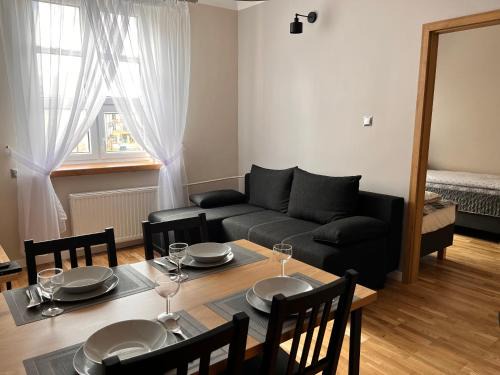 Old Town Apartment | Pet-Friendly Retreat at Apartament Zamkowy Stare Miasto
