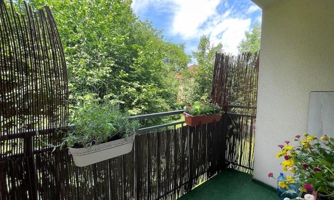 Załeze Apartment | Guest Rated: Apartament Zielony with Breakfast & Pet-Friendly