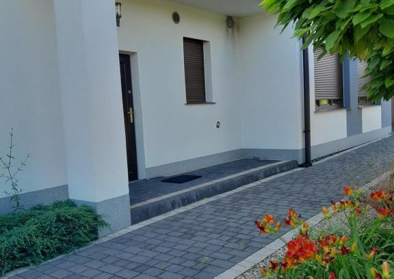 Lubin Apartment | Pet-Friendly Apartament Zielony Zakątek with Breakfast Included