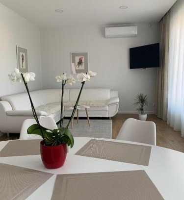 Kaunas Apartment | Discover Apartamentai Fortuna: 4-Star Haven with 9.6 Rating