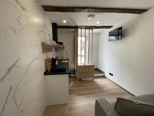 Bolano Apartment | Highly Rated Apartamento Casa do Queixeiro for Your Stay