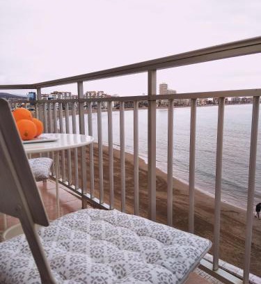 Peniscola Old Town Apartment | Oceanfront Apartment in Peñiscola with 9.5/10 Rating