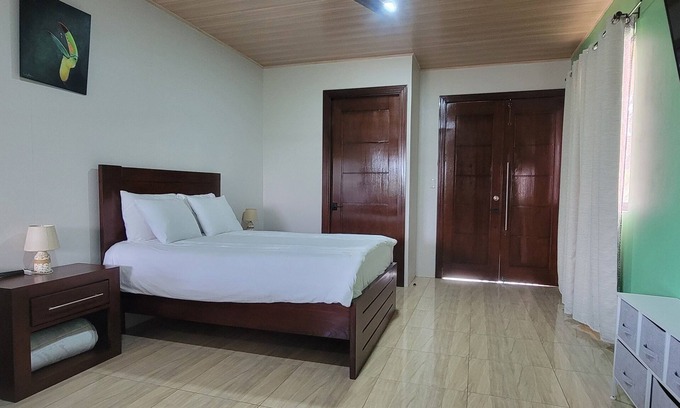 Chachagua Apartment | Cozy Apartment Near La Fortuna with Large Terrace