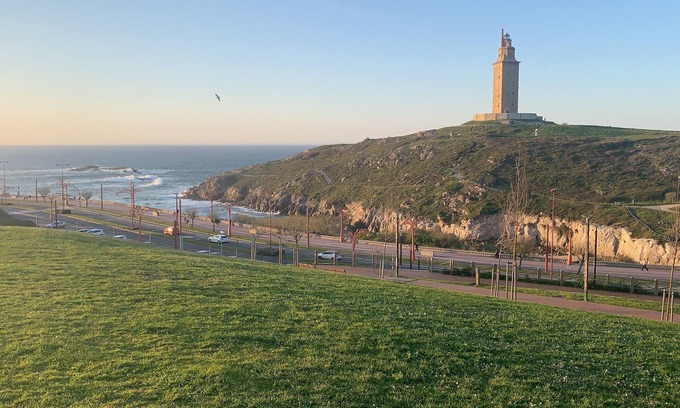 Culleredo Apartment | APARTAMENTO A CORUÑA - AV FONTECULLER VISTA A LA RIA DO BURGO