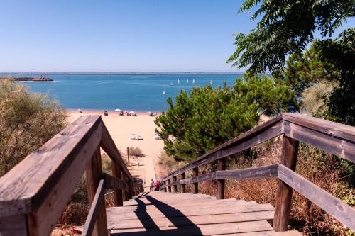Mazagon Apartment | Beachfront Apartment in Mazagón with Ocean Views
