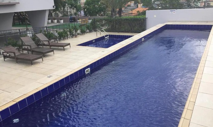 Capoeiras Apartment | Elegant High-End Apartment Near Downtown with Great Amenities