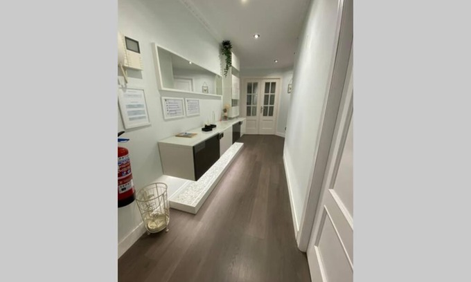 Castro Urdiales Apartment | Child-Friendly Getaway at Apartamento Argenta – Rated 8.9/10