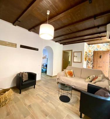 Toledo City Center Apartment | Discover Plaza De Las Fuentes: Modern & Family-Friendly Stay