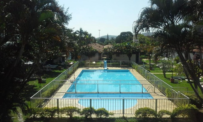 Jardim Excelsior Apartment | Beachfront Bungalow in Cabo Frio with Pool & Ocean Views