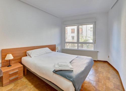Logrono City Centre Apartment | Family-Friendly Stay at Apartamento Bretón de los Herreros