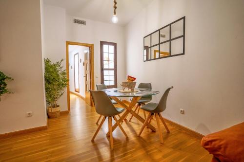 Distrito Centro Apartment | Family-Friendly Centro Azahar II with Outstanding 9.6 Rating