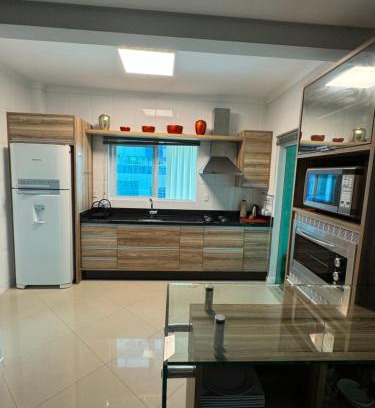 Andorinha Apartment | Spacious 3-Suite Apartment Just Steps from the Beach