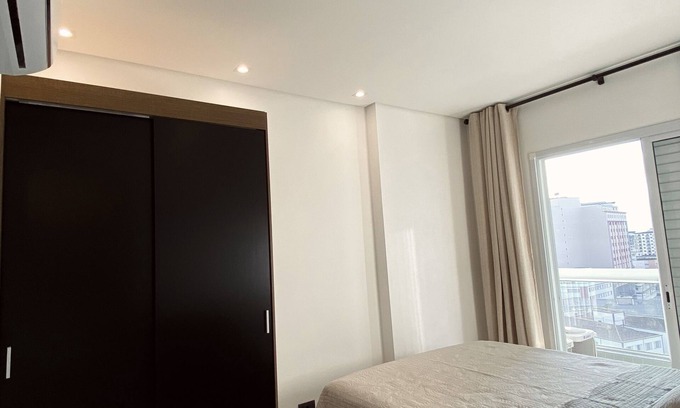 Guilhermina Apartment | Modern Oceanfront Apartment with Pool and Spa Amenities
