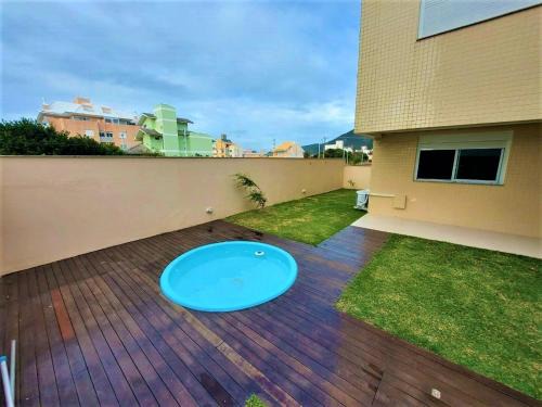Acores Apartment | Inviting Oceanfront Apartment with Pool in the Azores