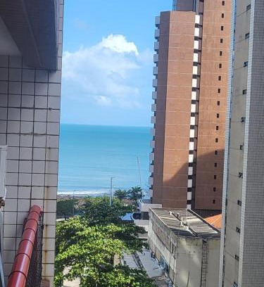 Meireles Apartment | Oceanfront Apartment with Balcony, Rated 9.5/10 by Guests