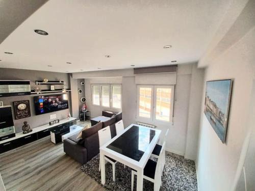 Santander Apartment | Central Newly Renovated Apartment Ideal for Families