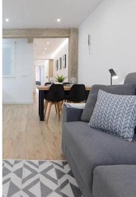 Logrono Apartment | Family-Friendly Retreat at Logroño Avenida Ayuntamiento