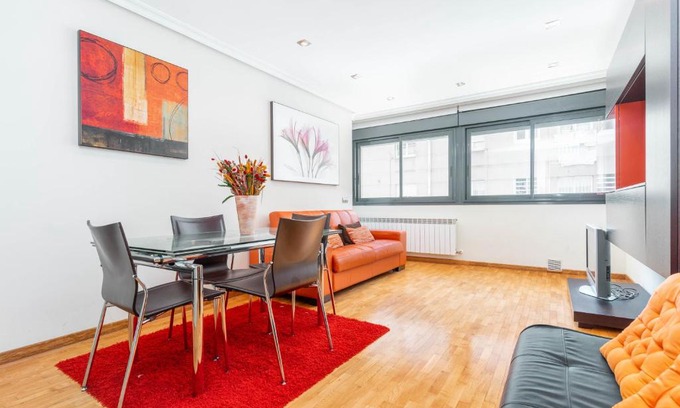 Luanco Apartment | Pet-Friendly Apartment with Garage - Rated 9.3/10