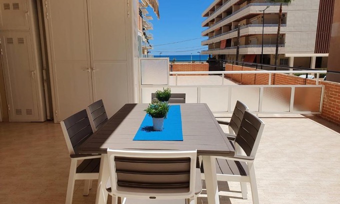 Daimuz Apartment | Beachfront Apartment with Pool & Ocean Views, Steps to Sand