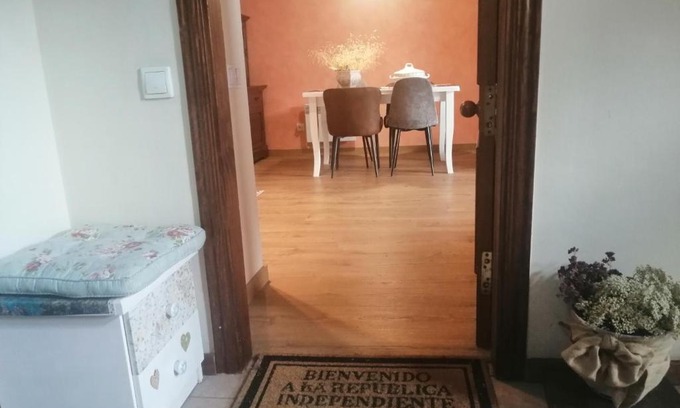 Taull Apartment | Cozy Puig Falcó 2 Apartment with Private Garden Retreat