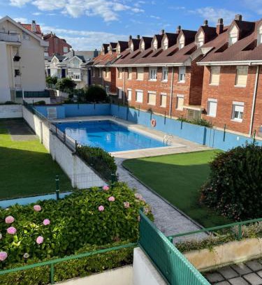 Somo Apartment | Relaxing Apartment with Pool & WIFI by Somo Beach
