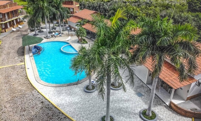 Barreirinhas Apartment | Relax at Apartamento Cond. Porto dos Lençóis: Family & Pet Friendly