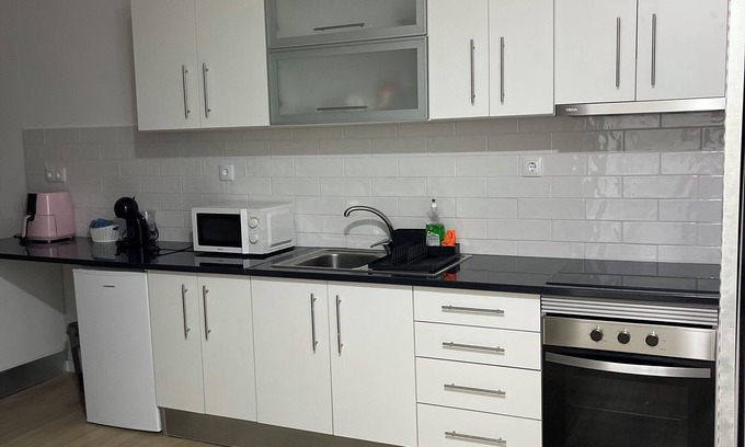 Barreiro Apartment | Cozy Apartment Near Lisbon with Breakfast and Family Perks