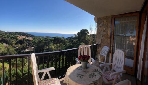Tossa de Mar Apartment | Family-Friendly Stay at Apartamento Corinna - Pet Welcome