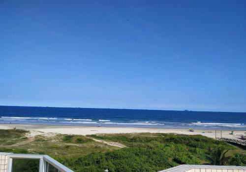 Pontal do Parana Apartment | Seaside Apartment with Stunning Ocean Views & Pet-Friendly