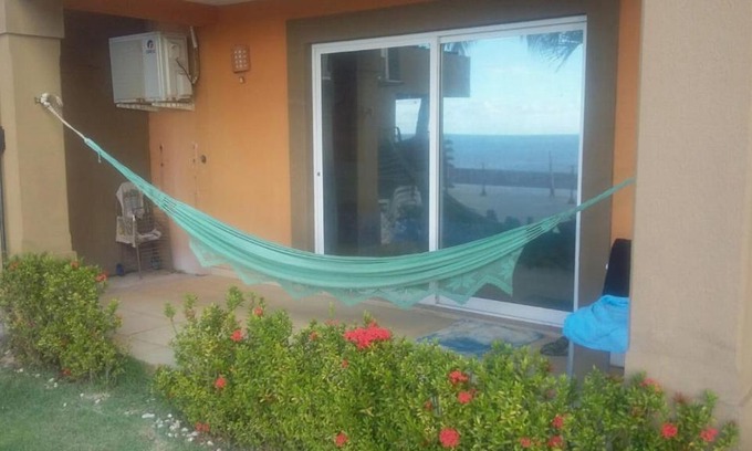 Rio Vermelho Apartment | Oceanfront Apartment with Pool and Hot Tub Amenities