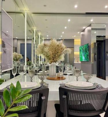 Alphaville Apartment | Elegant Alphaville Apartment with Pool and Hot Tub Amenities