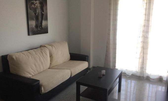 Ciudad Jardin Apartment | Child-Friendly One-Bedroom Apartment with High Guest Ratings