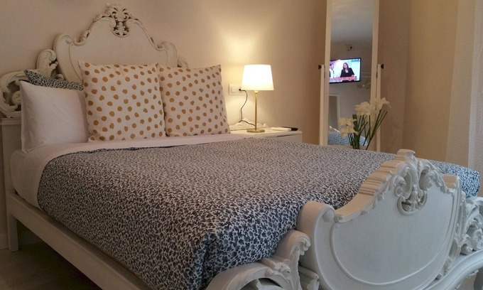 Toledo City Center Apartment | Deluxe Apartment at Cason del Corpus: Family-Friendly Getaway