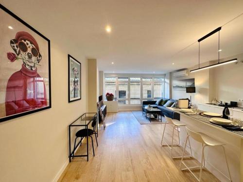 San Juan Apartment | Family-Friendly Stay at Apartamento DONOSO CORTES, 27