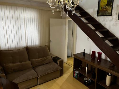Vale do Ipe Apartment | Cozy Duplex Just 5 Minutes from Downtown Attractions