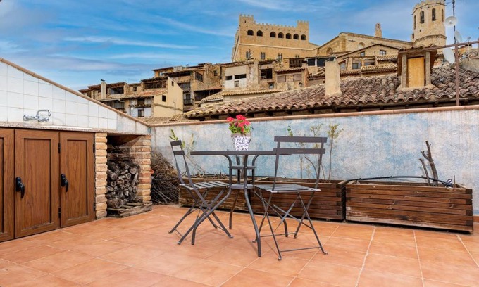 Valderrobres Apartment | Exclusive Duplex Apartment Puente de Piedra - Rated 9.4/10