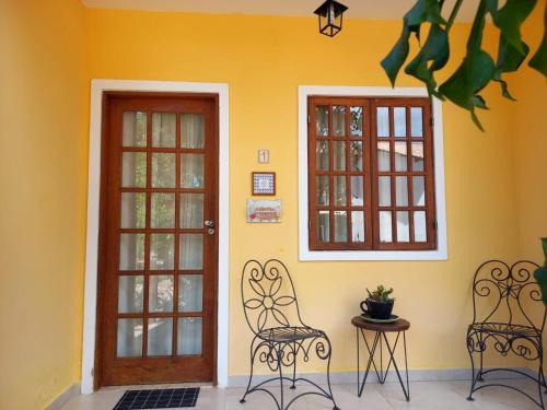 Lencois Apartment | Family-Friendly Apartment in Lencois with Great Amenities